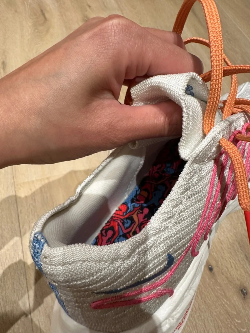 Women’s Nike White Knit Running Shoes - Blue Swoosh, Pink Stripes & Orange Laces - Picture 15 of 16